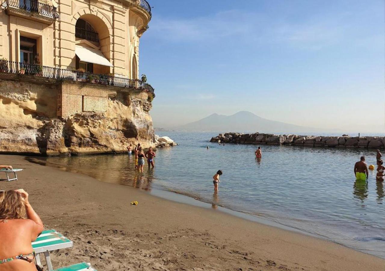 Apartments Hotel Real Suite Napoli Chiaia Mergellina Exterior photo
